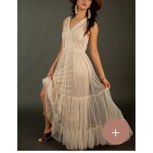 BRIELLA DRESS IN ECRU